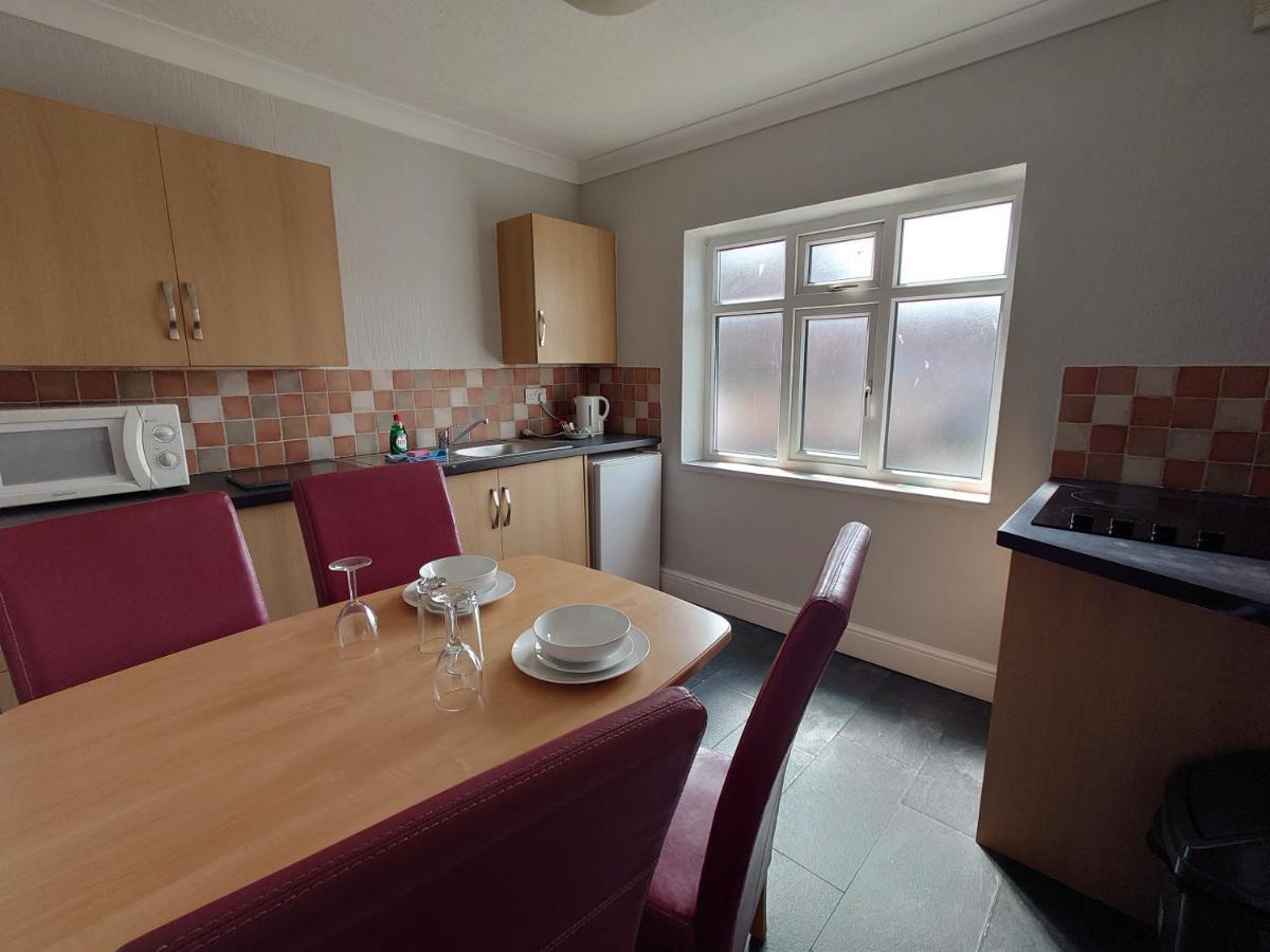 Coasters Holiday Apartments Скегнес Екстериор снимка